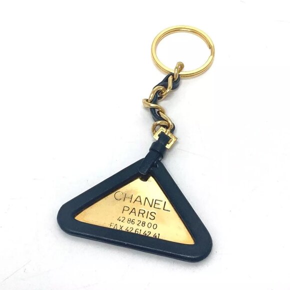 CHANEL 94P Triangular plate Charm key ring accessories, small items Key ring - Picture 1 of 12